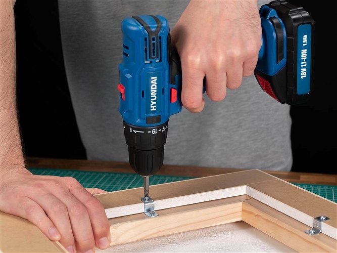 Hyundai Cordless Electric Drill with 54 Piece Drill Accessory Kit