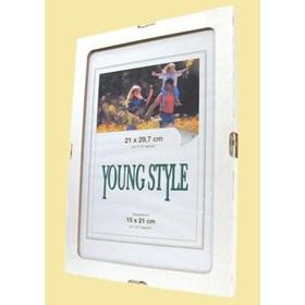 Clip Frame 700mm x 1000mm styrene