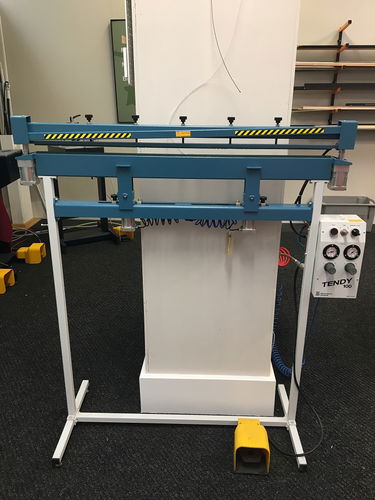 PILM Tendy 100 Canvas Stretching Machine 1000mm EX DEMO