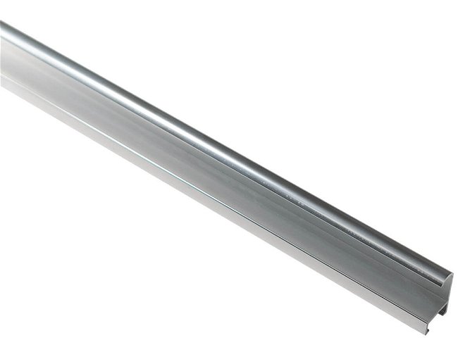 10mm 'Aluminium M15' Bright Silver Length Frame Moulding